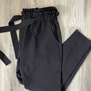 Dress pants size large In good condition